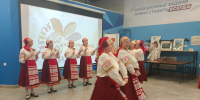 И стар и млад: в Гатчине танцевали, водили хороводы, играли в народные игры - Гатчинская служба новостей